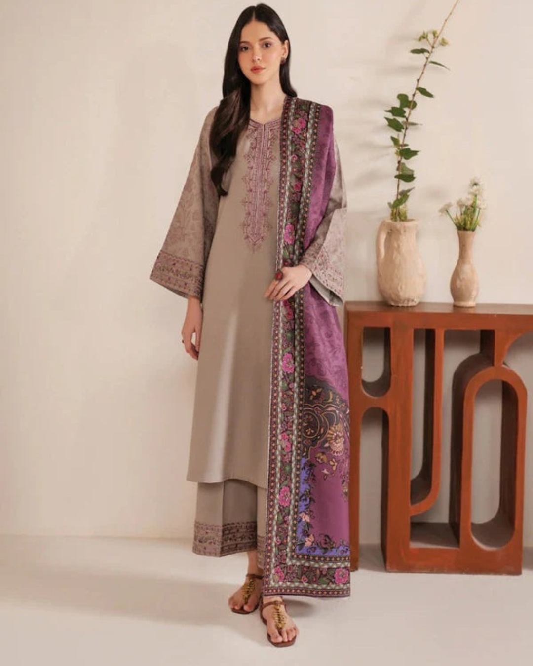 Garnet Embroidered stiched (3 piece) ZL1001