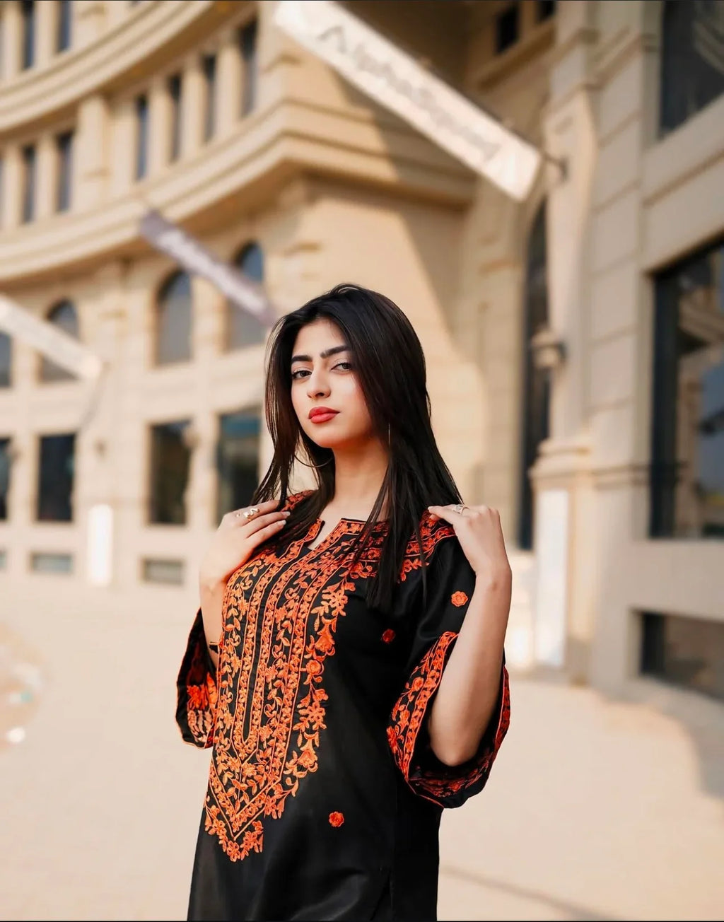 Alyana - Embroidered 2pc Suit