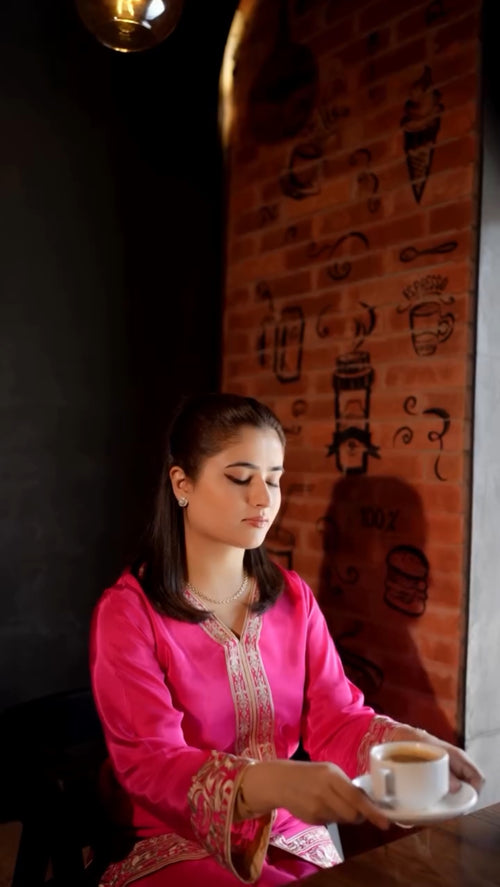 Aroob -Lawn 2pc Embroidered Suit