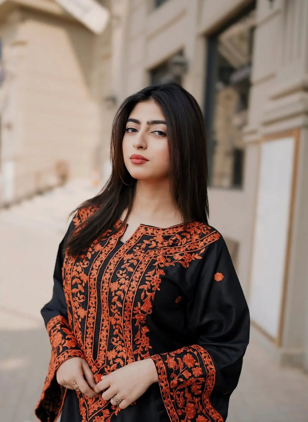 Alyana - Embroidered 2pc Suit